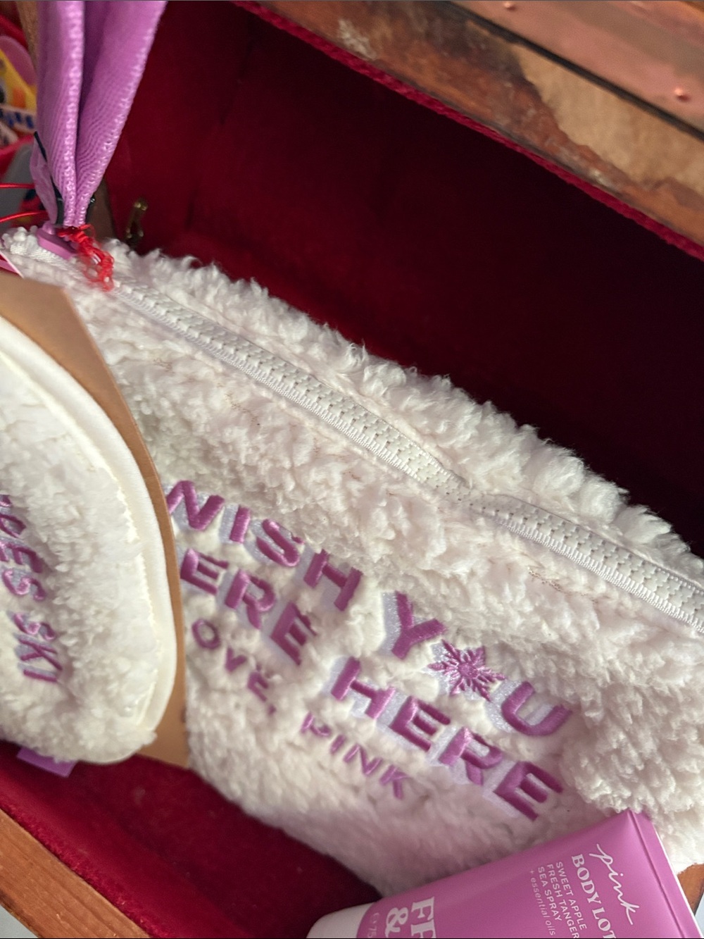 PINK Victoria's Secret Fresh & Clean Bath Set - Pink & Cream - Picture 5 of 5